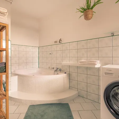 Oderpoint#sauna#jacuzzi Semesterbostad *